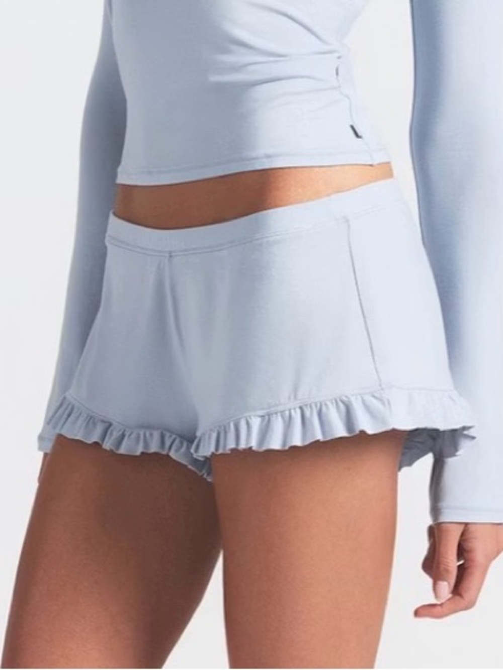 🦋SKIMS Sleep Shorts | Zen Blue | Size M | NWT 🏷️ - Picture 2 of 9